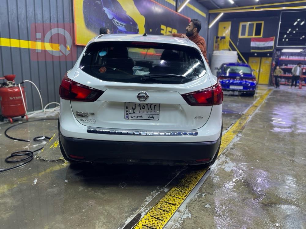 نيسان روج سبورت